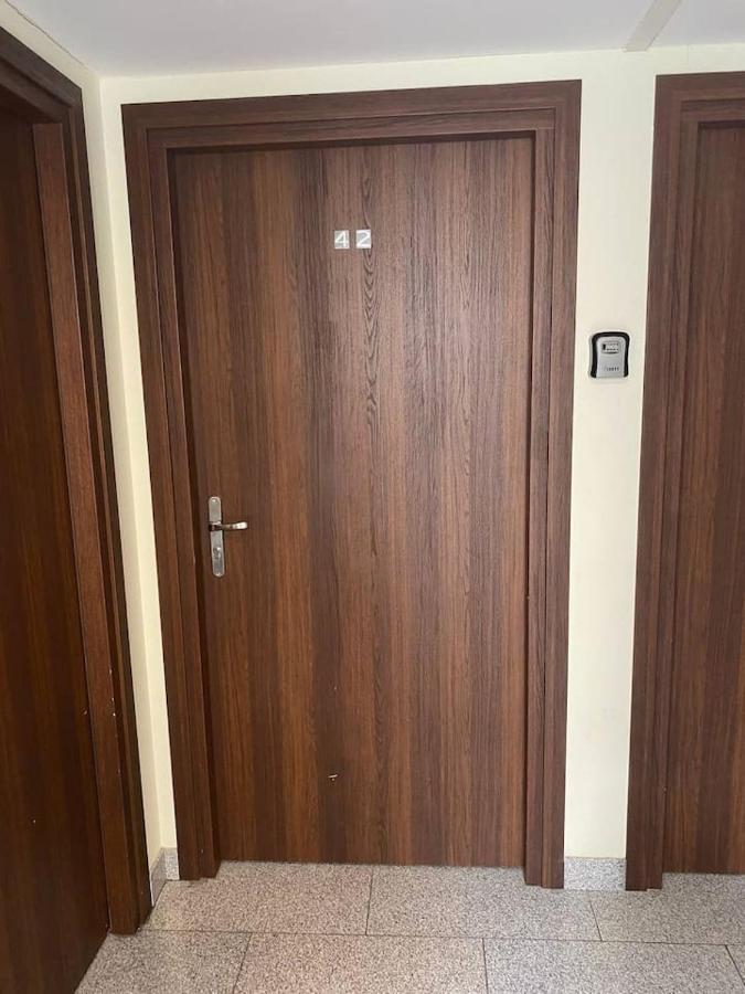 Apartamenty Dobra Noc Przy Wawelu 2 Bedrooms Krakow Dış mekan fotoğraf